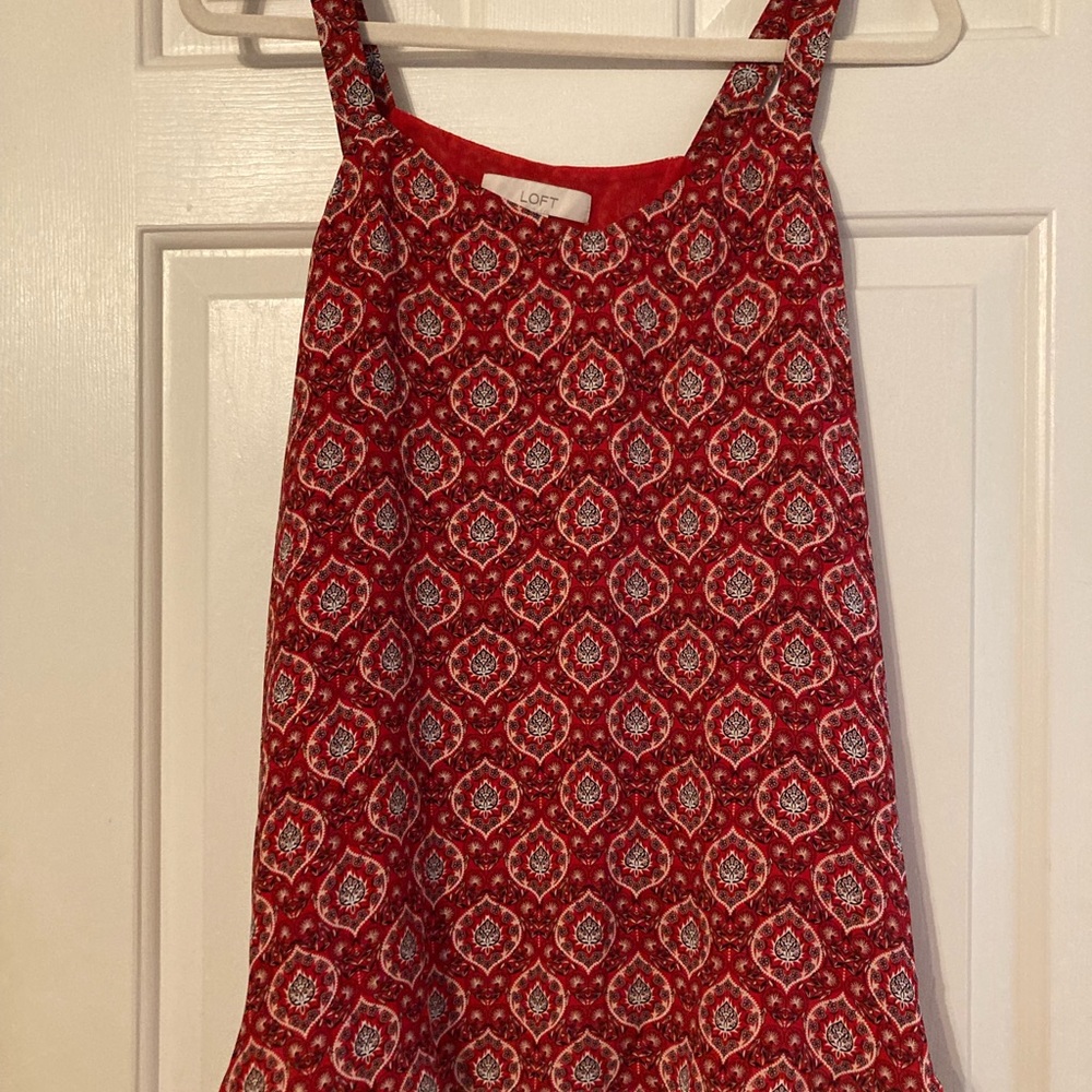 LOFT Red Patterned Top - Picture 2 of 9